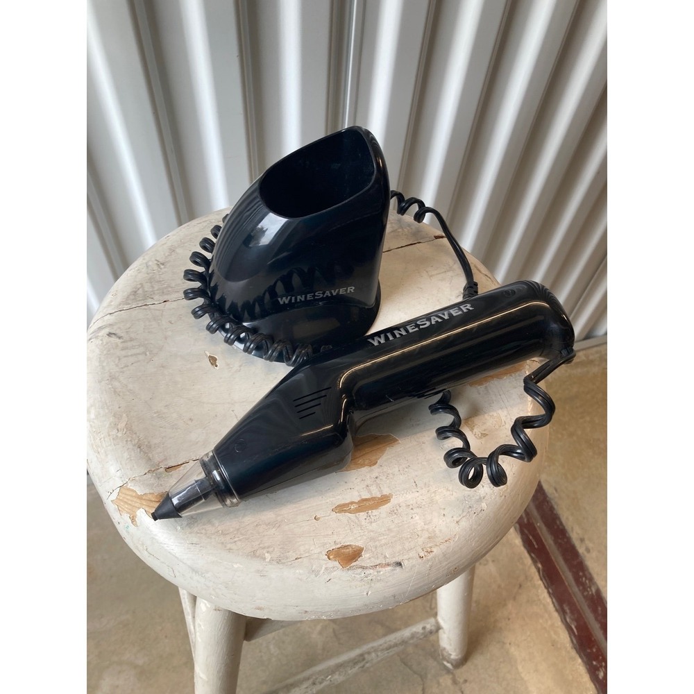Wine saver system by Food Saver